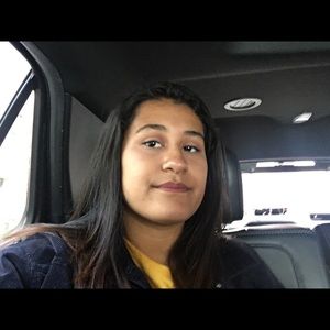 Meet your Posher, Samira